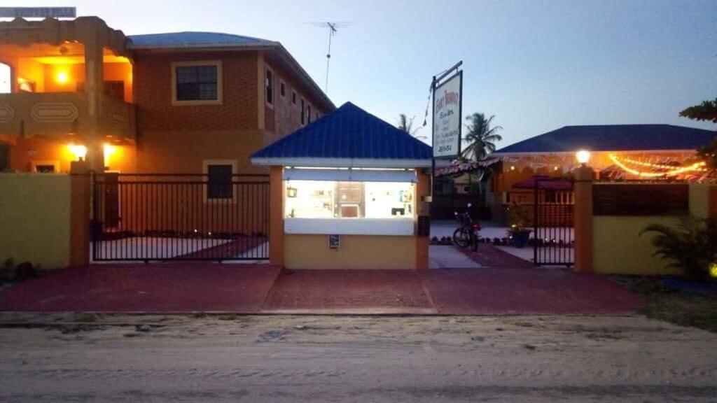 Ms. Holder'S Comfort Villa Georgetown Luaran gambar